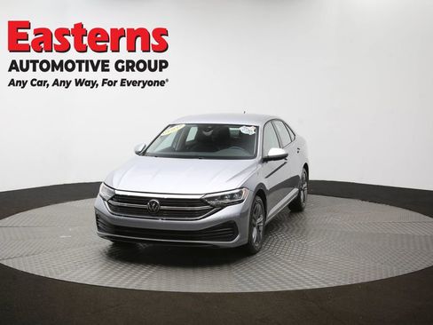 Used 2024 Volkswagen Jetta SE image 52