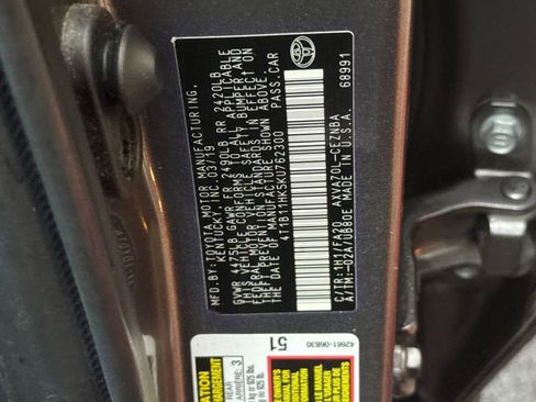 Used 2019 Toyota Camry LE image 22