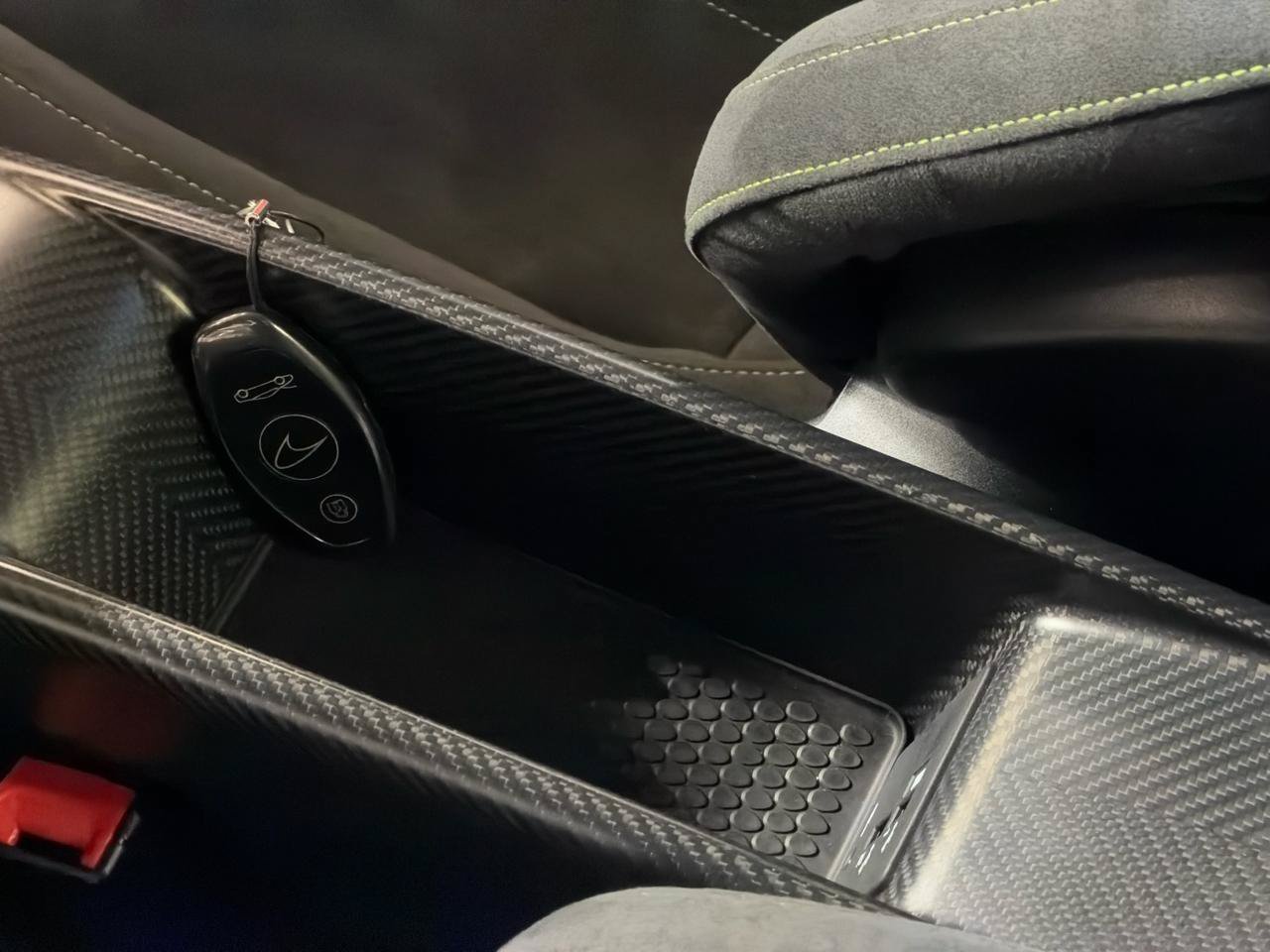 Used 2021 McLaren 765LT RWD image 22