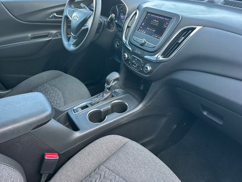 Used 2023 Chevrolet Equinox LT image 16