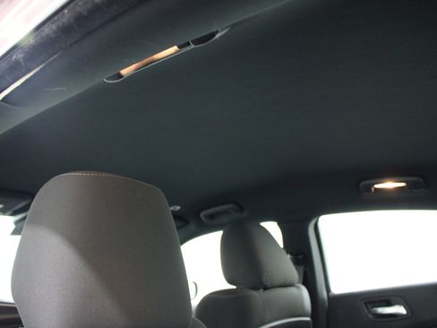 Used 2019 Dodge Charger SXT image 20