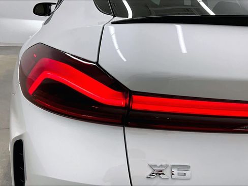 Used 2025 BMW X6 M60i image 27