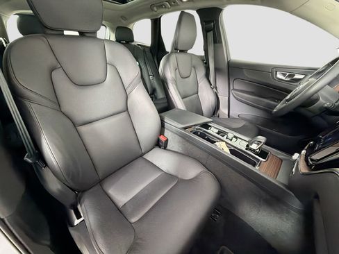 Used 2023 Volvo XC60 B5 Plus w/ Protection Package Premier image 28