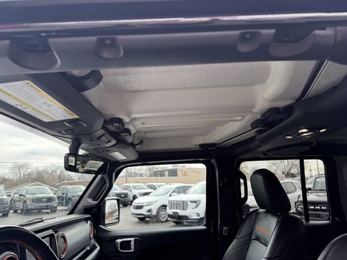 Used 2023 Jeep Gladiator Mojave w/ LED Lighting Group image 15