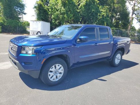 Used 2022 Nissan Frontier SV RWD image 3