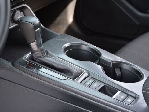 Used 2023 Honda Civic EX image 9