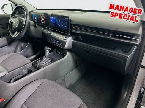 Used 2025 Hyundai Kona SEL FWD image 26