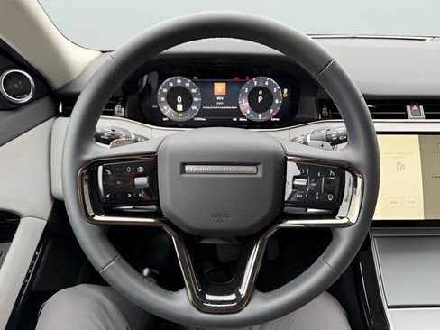 Certified 2024 Land Rover Range Rover Evoque S image 17