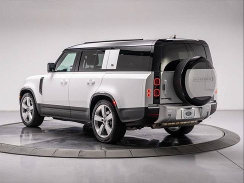 Used 2023 Land Rover Defender 130 SE AWD/4WD image 3
