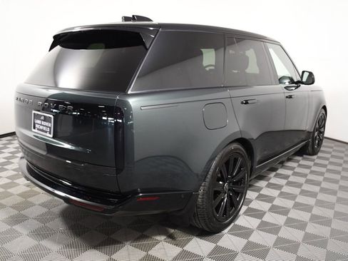 Used 2025 Land Rover Range Rover Autobiography AWD/4WD image 6