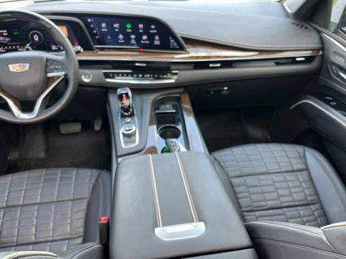 Used 2023 Cadillac Escalade Sport Platinum w/ Heavy-Duty Trailer Package AWD/4WD image 41