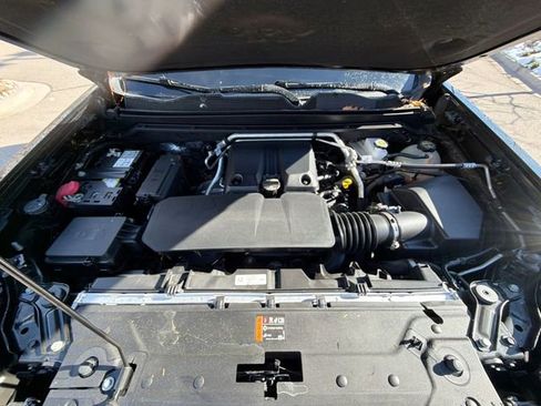 Used 2024 Chevrolet Colorado ZR2 w/ Safety Package image 29