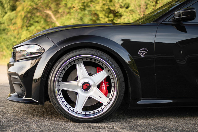 Used 2021 Dodge Charger SRT Hellcat RWD image 3