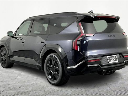New 2026 Kia EV9 Land w/ Nightfall Edition Package image 3