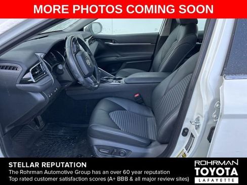 Used 2023 Toyota Camry SE image 7