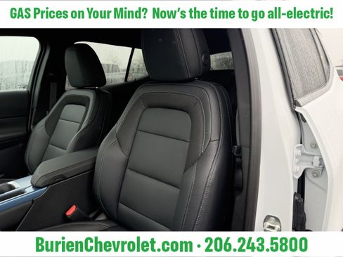 New 2026 Chevrolet Equinox EV LT FWD image 12