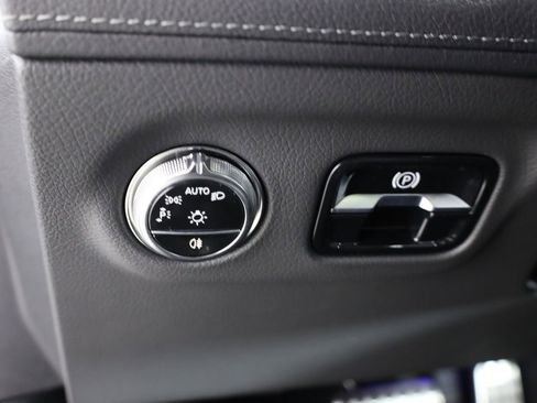 Used 2025 Mercedes-Benz EQS AMG 4MATIC image 11