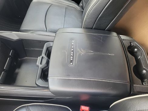 Used 2024 RAM 2500 Limited AWD/4WD image 22