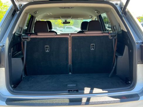 Used 2023 Volkswagen Atlas SE AWD/4WD image 38