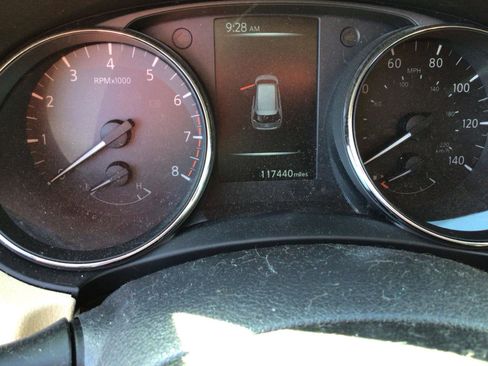 Used 2017 Nissan Rogue SL w/ SL Premium Package FWD image 27