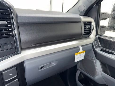 New 2026 Ford F350 XLT AWD/4WD image 31