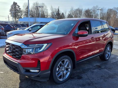 Used 2023 Honda Passport EX-L image 3