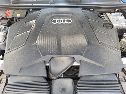 Used 2025 Audi Q7 3.0T Premium Plus w/ Premium Plus Package AWD/4WD image 25