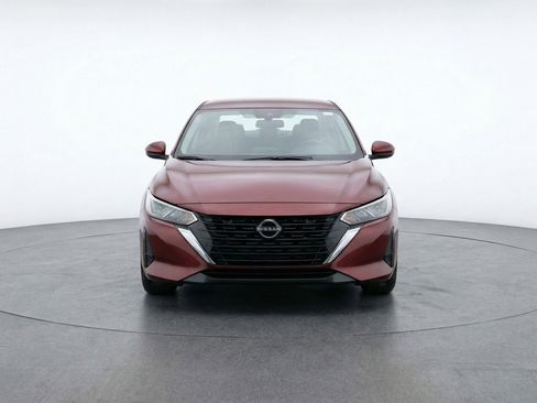 Used 2025 Nissan Sentra SV image 2