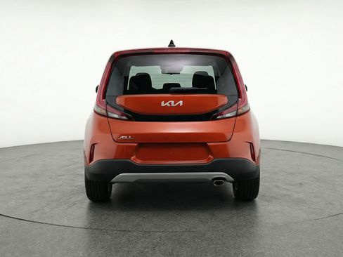 Used 2025 Kia Soul LX w/ LX Technology Package image 7