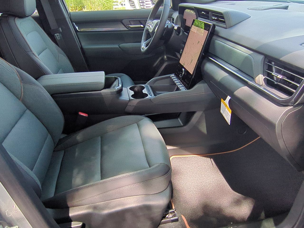 Used 2026 GMC Terrain AT4 w/ Technology Package II AWD/4WD image 27