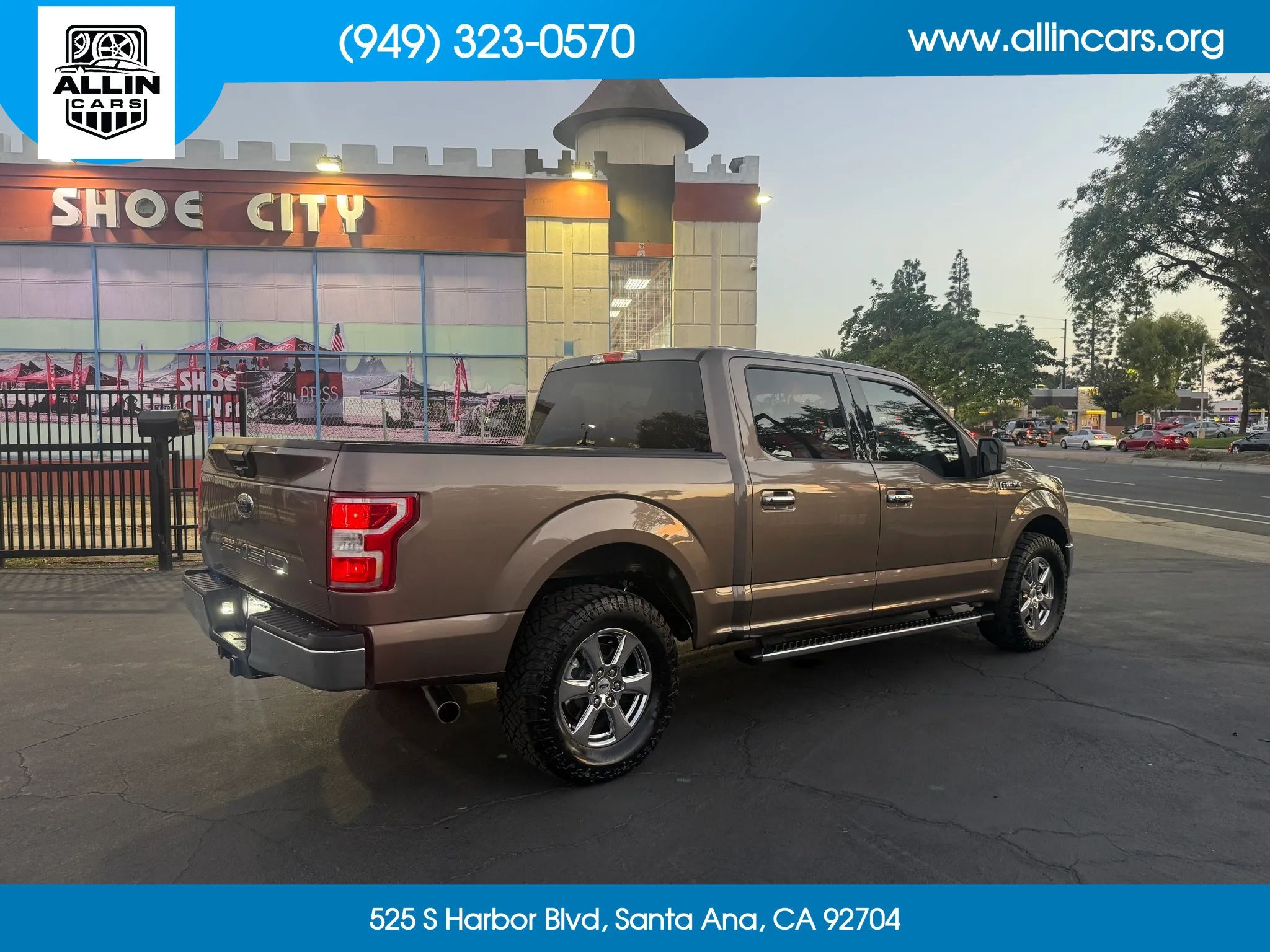 Used 2019 Ford F150 XLT w/ Equipment Group 302A Luxury RWD image 4