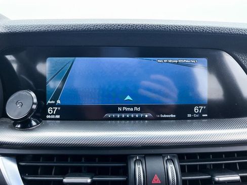 Used 2018 Alfa Romeo Stelvio Ti Sport image 3