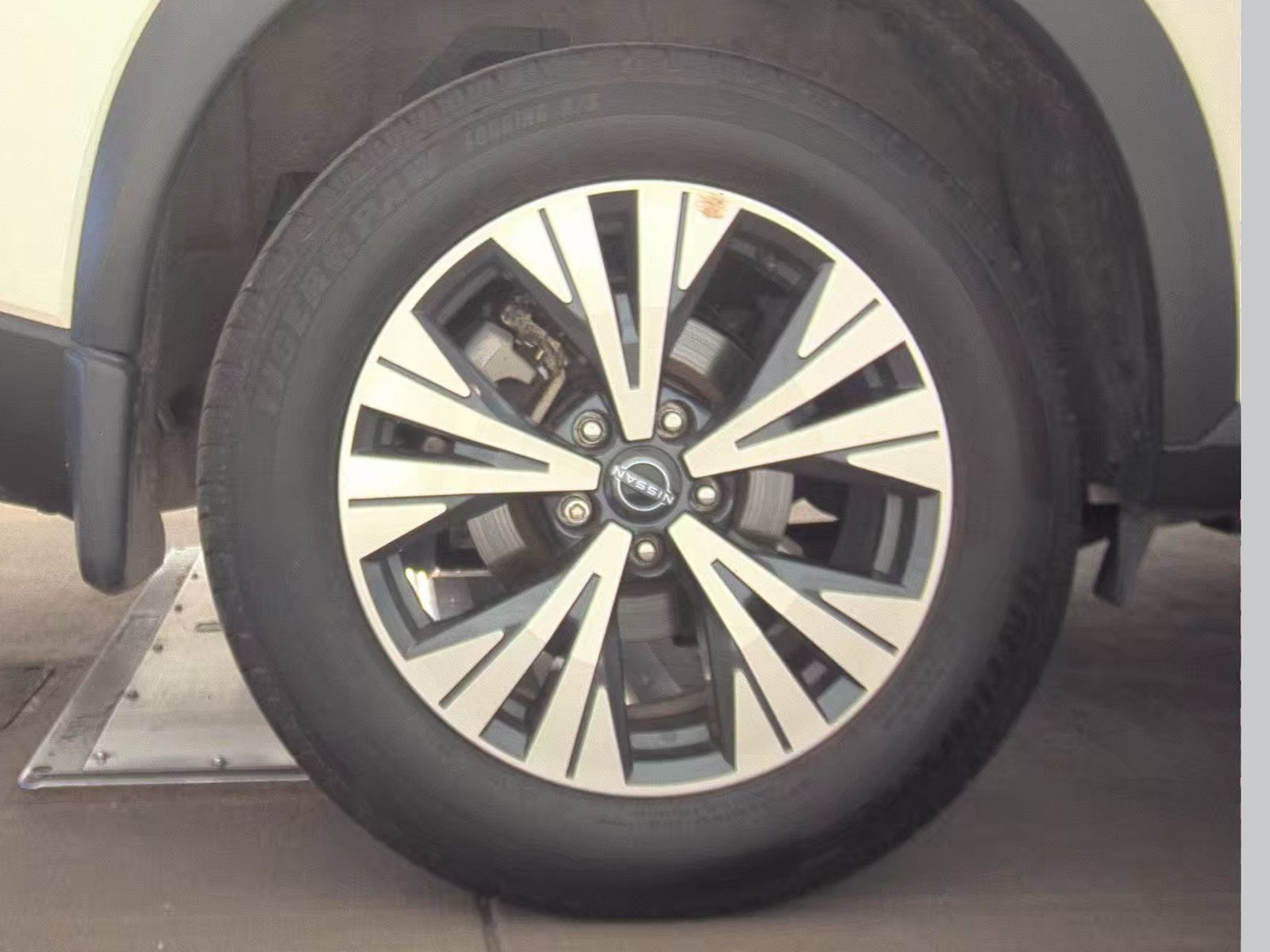 Used 2023 Nissan Murano SL AWD/4WD image 20