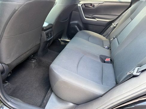 Used 2025 Toyota RAV4 LE AWD/4WD image 21