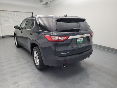 Used 2018 Chevrolet Traverse LT FWD image 5