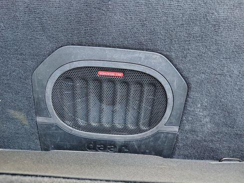 Certified 2024 Jeep Wrangler Willys image 12