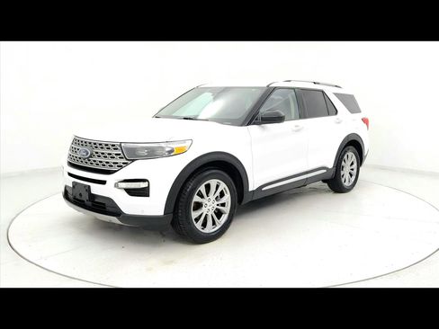 Used 2022 Ford Explorer Limited image 1