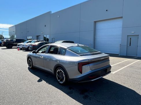 New 2025 Kia K4 EX image 5
