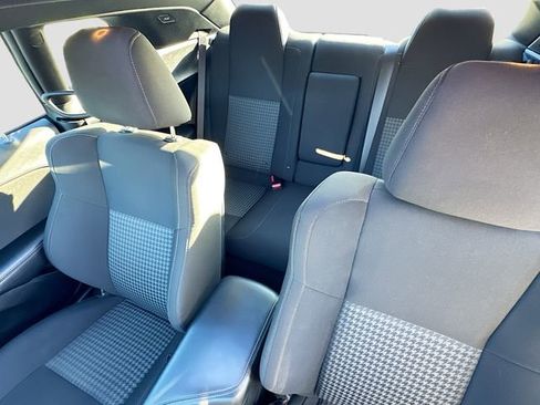 Used 2022 Dodge Challenger R/T w/ T/A Package image 22