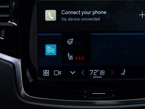 Used 2023 Volvo XC90 T8 Plus image 14