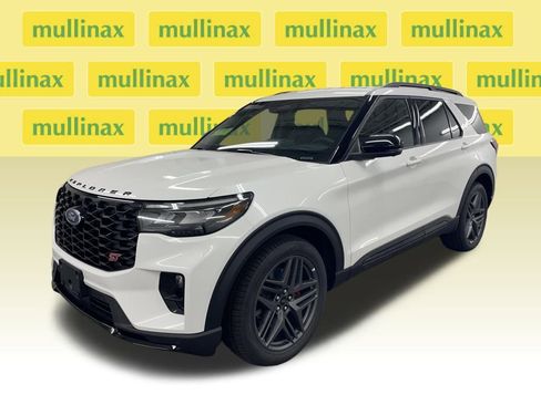 New 2025 Ford Explorer ST image 13