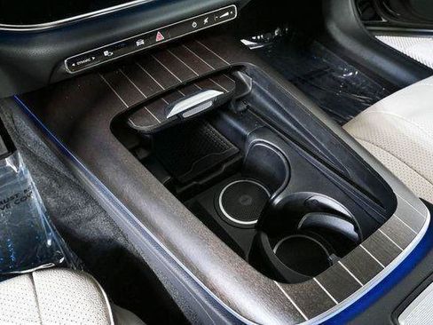 Used 2025 Mercedes-Benz E 350 Sedan image 17