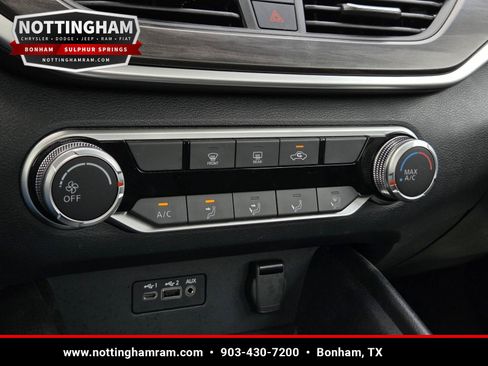 Used 2026 Nissan Altima 2.5 SV FWD image 14