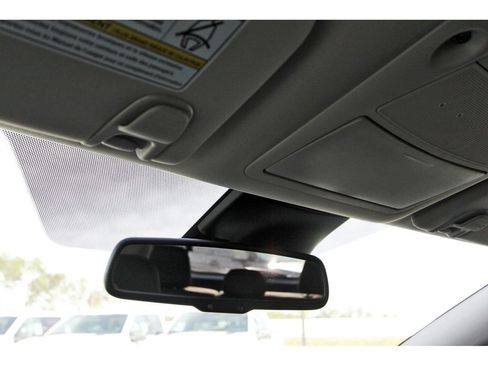 Used 2023 Nissan Murano SV image 23