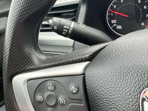 Used 2023 GMC Acadia SLE w/ Driver Convenience Package image 45