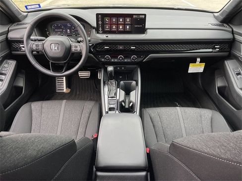Used 2025 Honda Accord Sport image 10