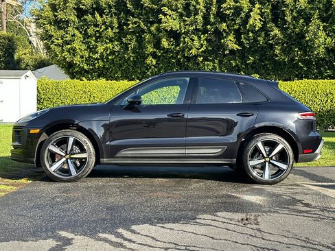 New 2026 Porsche Macan AWD/4WD image 2