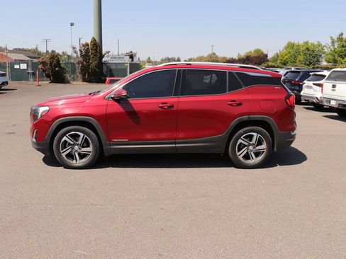 Used 2019 GMC Terrain SLT FWD image 8