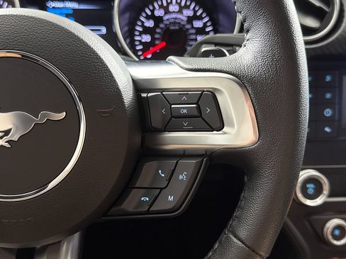 Used 2020 Ford Mustang Coupe RWD image 16