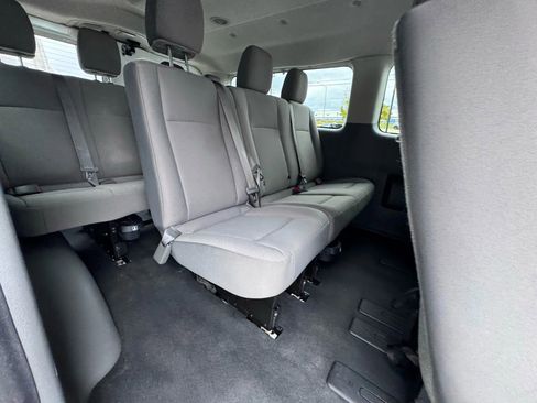 Used 2018 Nissan NV 3500 S image 15